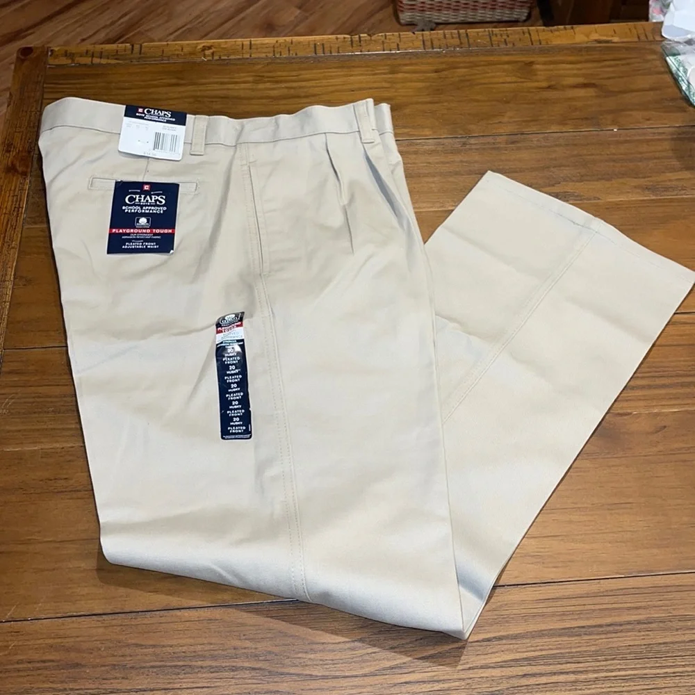 Chaps Boys’ khaki flat front size 20 Husky school approved performance p…‎
